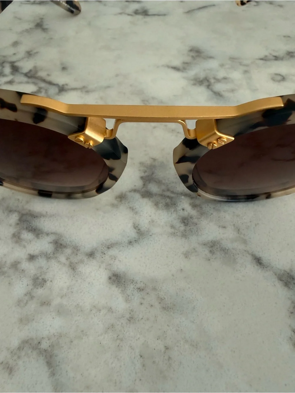 KREWE STL II Matte Oyster 24k Gold Tortoiseshell Round Sunglasses